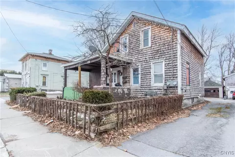 127 High St, Watertown, NY 13601