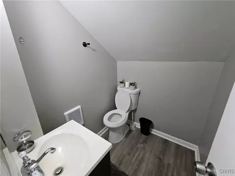 Bath - 28 Heberle Rd, Irondequoit, NY 14609 photo 2 of 2