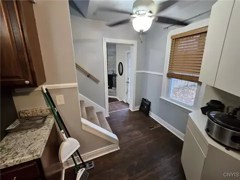 Entry Way - 28 Heberle Rd, Irondequoit, NY 14609 photo 2 of 5