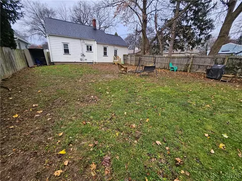 Exterior - 28 Heberle Rd, Irondequoit, NY 14609 photo 3 of 3