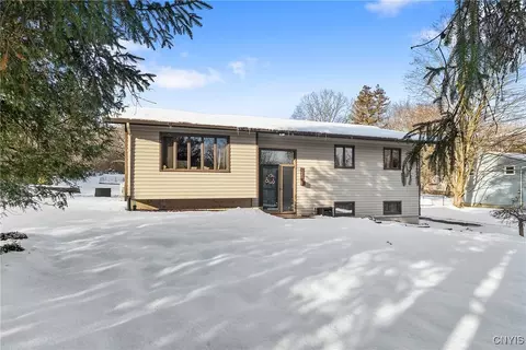 7263 Canton St, Van Buren, NY 13027