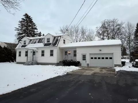 310 Viking Pl, Salina, NY 13088