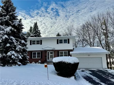 11 Northridge Rd, Syracuse, NY 13214