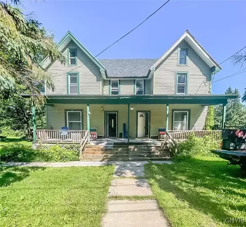 8 Madison Ave #8-10, Antwerp, NY 13608