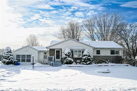 4170 Wetzel Rd, Liverpool, NY 13090
