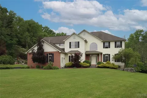 7987 Blarney Stone Way, Manlius, NY 13104