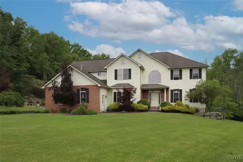 7987 Blarney Stone Way, Manlius, NY 13104