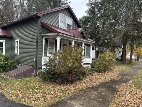 42 South St, Dryden, NY 13053
