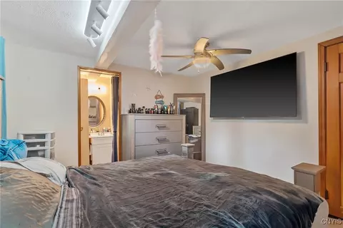Bedroom - 67 Cherry St, Schroeppel, NY 13135 photo 2 of 7