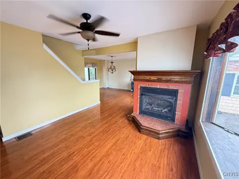 Living - 4518 Hall Rd #20, Scriba, NY 13126 photo 1 of 3