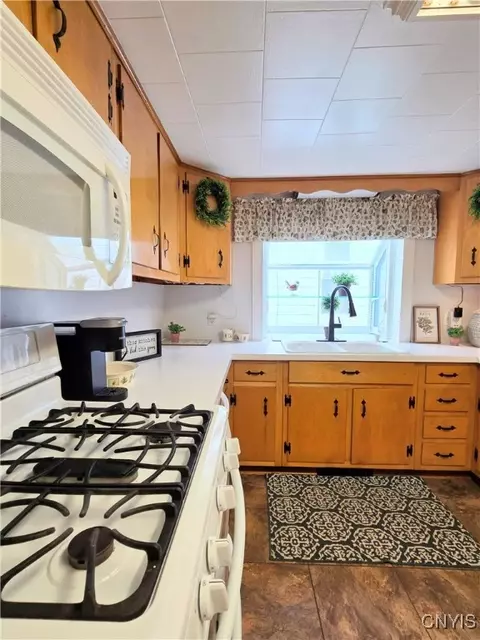 Kitchen - 14 3rd St, German Flatts, NY 13357 photo 1 of 3