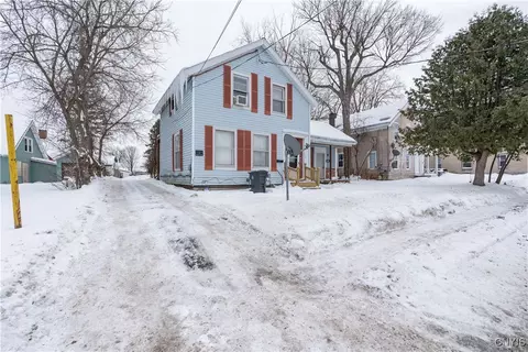 156 High St, Watertown, NY 13601