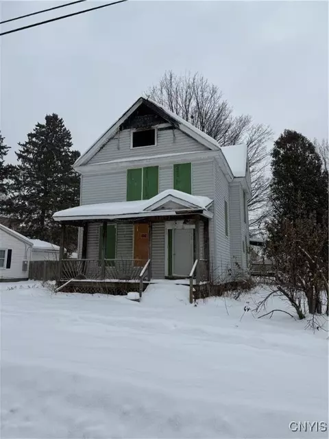 11 Flagg St, Whitestown, NY 13492
