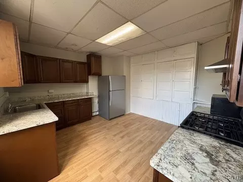 Kitchen - 316 S Aurora St, Ithaca, NY 14850 photo 1 of 6