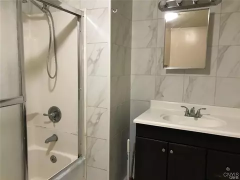 Bath - 316 S Aurora St, Ithaca, NY 14850 photo 1 of 1