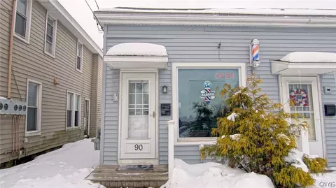 86 Main St, Whitestown, NY 13417