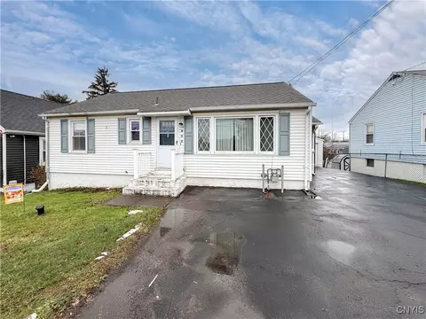 705 7th North St, Salina, NY 13088