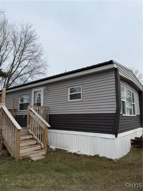 6669 Airport Rd, Hamilton, NY 13346