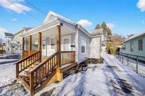 204 Davis St, Syracuse, NY 13204