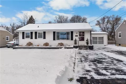 109 Cole Rd, East Syracuse, NY 13057
