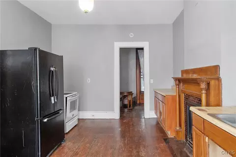 Entry Way - 76 E Genesee St, Auburn, NY 13021 photo 5 of 7