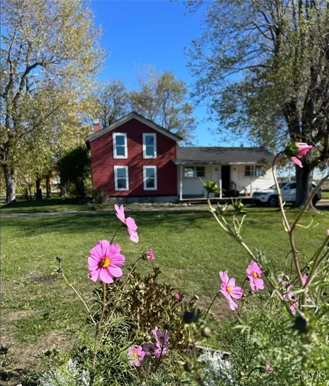 30252 Burnt Rock Rd, Cape Vincent, NY 13618
