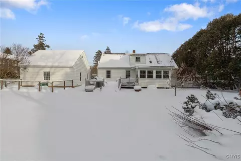 Exterior - 63 Lyndon Rd, Fayetteville, NY 13066 photo 6 of 7