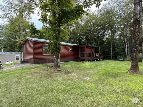 115 Rolling Hills Rd, Russia, NY 13324