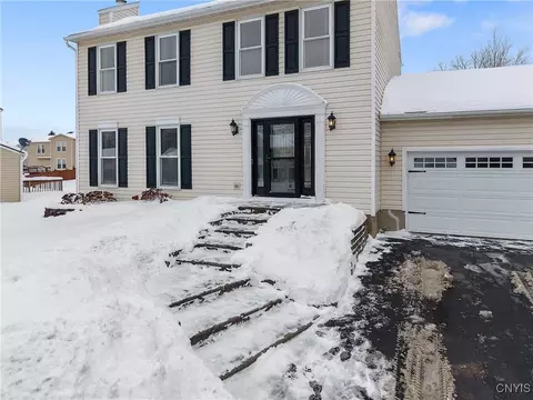 5503 Rockhampton Path, Clay, NY 13041 photo 2