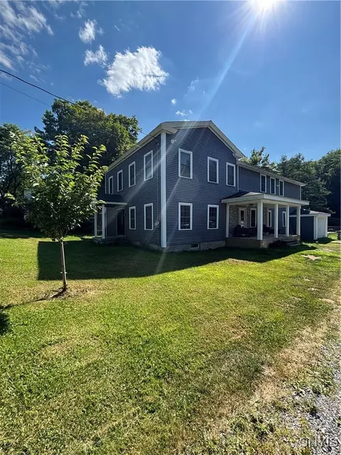 4485 Apulia Rd, Jamesville, NY 13078