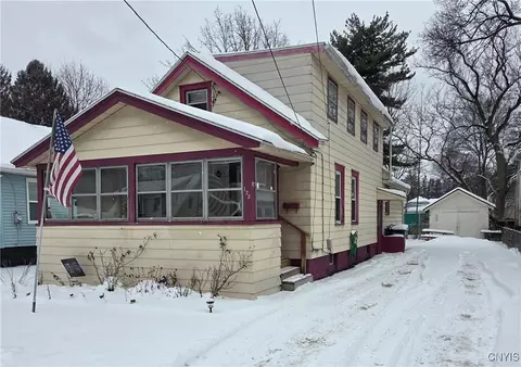 122 Maxwell Ave, Syracuse, NY 13207
