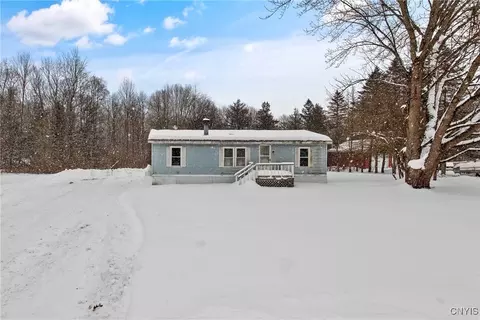 564 County Line Rd, Granby, NY 13135