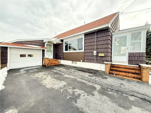354 Noble Ave, Salina, NY 13206
