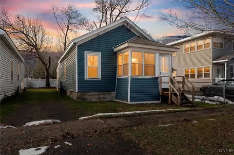 205 Mccool Ave, East Syracuse, NY 13057