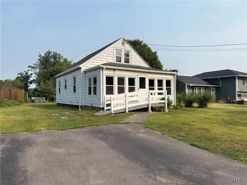 1247 Fay St, Fulton, NY 13069