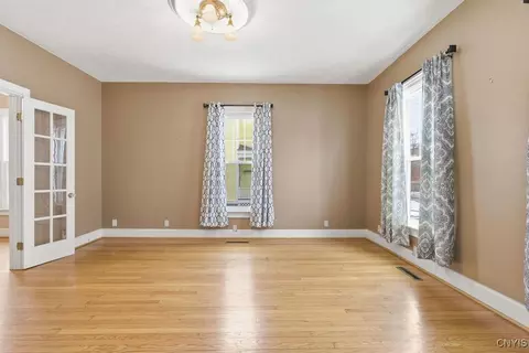 312 Stone St, Oneida, NY 13421 photo 11