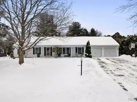 213 Gilbert Rd, New Hartford, NY 13413