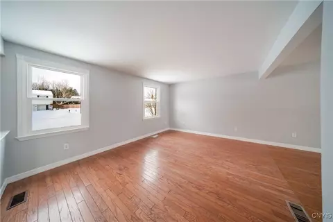 10 Echodale Ave, Lysander, NY 13027 photo 6