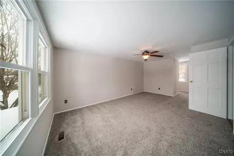 10 Echodale Ave, Lysander, NY 13027 photo 23