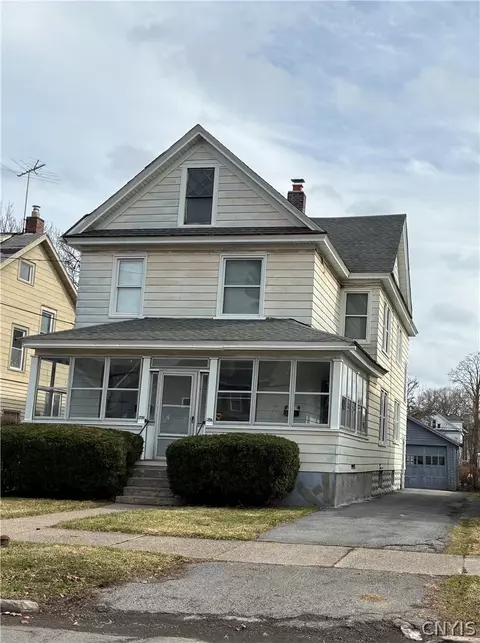 1204 Oak St #6, Syracuse, NY 13203