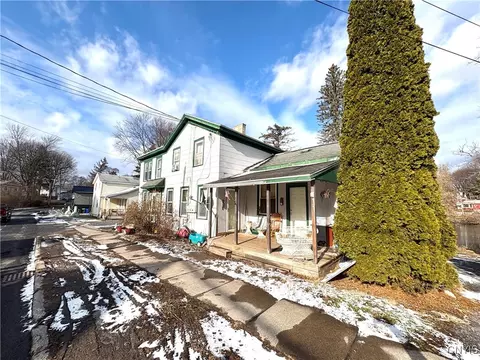 112 Osborne St, Auburn, NY 13021