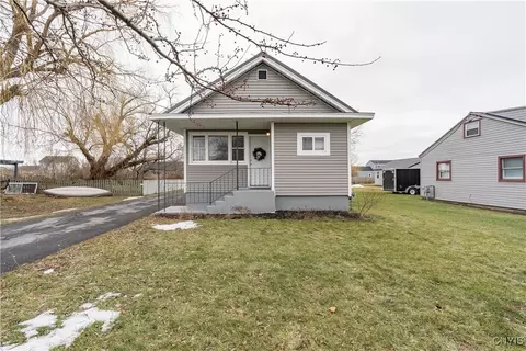 214 Dodge Ave, Hounsfield, NY 13685