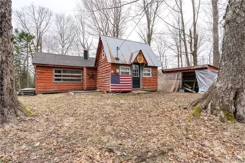 5549 Salmon River Rd, Montague, NY 13367