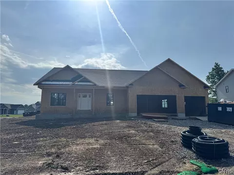 8545 Josette Junction Rd, Cicero, NY 13039