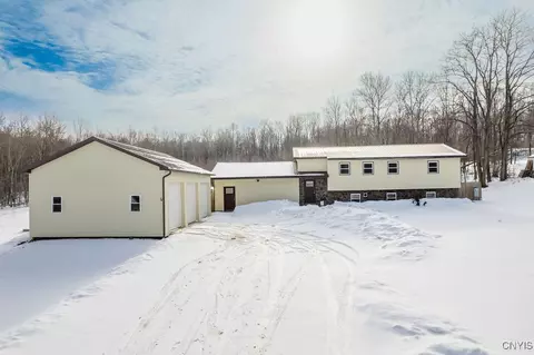 343-351 Upton Rd, Pulaski, NY 13142