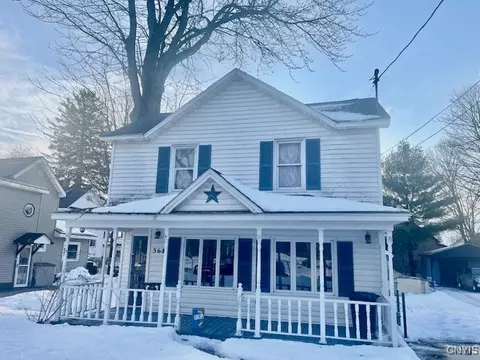 368 S 7th St, Fulton, NY 13069