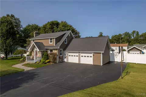 411 Linda View Ln, Utica, NY 13502