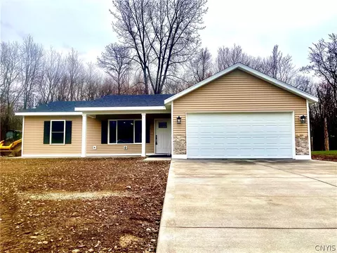 7792 Gifford Rd, Rome, NY 13440