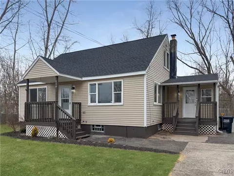 119 Duerr Rd, Salina, NY 13090