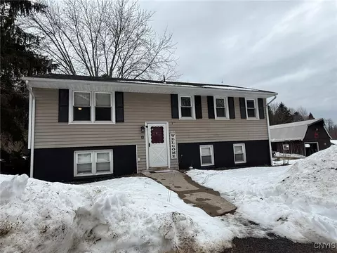 1155 County Route 41, Pulaski, NY 13142